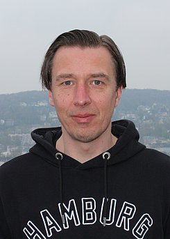 Herr  Ralf Wamser